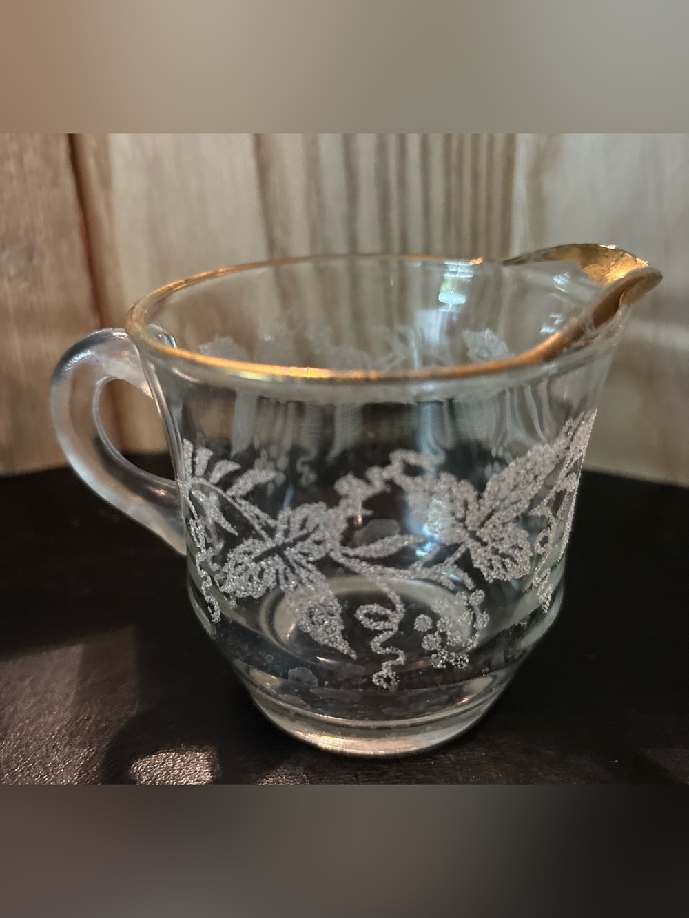 Vintage Bartlett Collins Frosted Grape Vine Pattern Cream and Sugar set - Picture 5 of 7